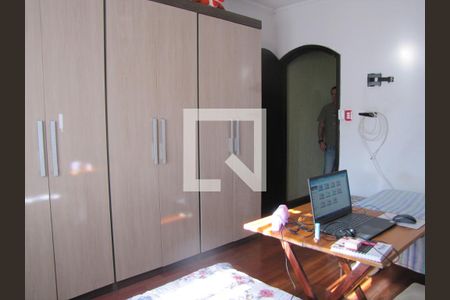 Casa à venda com 125m², 3 quartos e 2 vagasQuarto 3