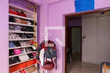 Casa à venda com 367m², 4 quartos e 2 vagasQuarto 2 - Suíte