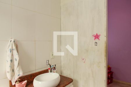 Casa à venda com 367m², 4 quartos e 2 vagasBanheiro do Quarto 2 - Suíte