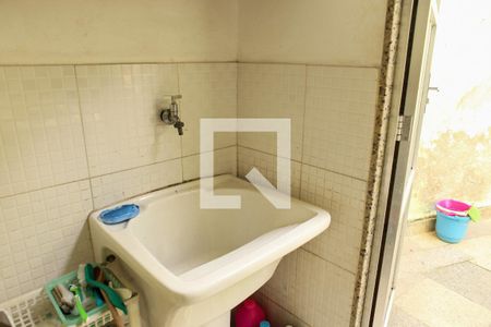 Casa à venda com 367m², 4 quartos e 2 vagasQuintal - Lavanderia