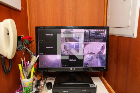 Casa à venda com 367m², 4 quartos e 2 vagasSistema de Monitoramento Completo