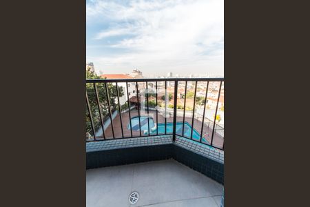 Apartamento à venda com 87m², 3 quartos e 2 vagasVaranda do Quarto 2  