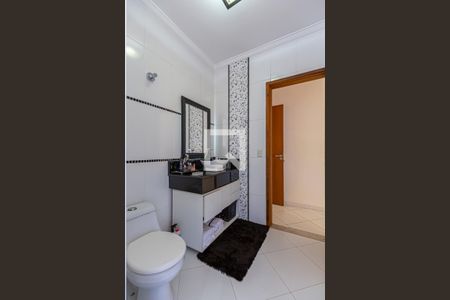 Casa à venda com 198m², 3 quartos e 2 vagasBanheiro da Suite 2