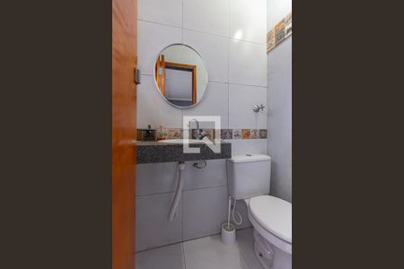 Casa à venda com 198m², 3 quartos e 2 vagasLavabo Fundos