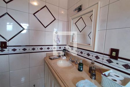 Casa à venda com 640m², 4 quartos e 5 vagasBanheiro Suíte