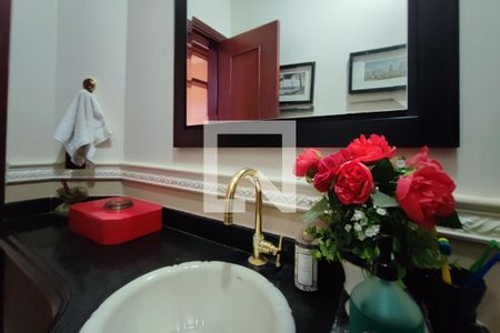 Casa à venda com 640m², 4 quartos e 5 vagasLavabo