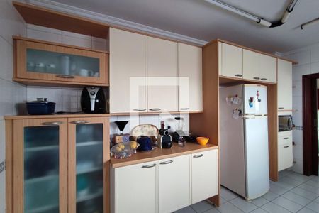 Casa à venda com 640m², 4 quartos e 5 vagasCozinha