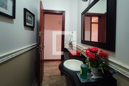 Casa à venda com 640m², 4 quartos e 5 vagasLavabo