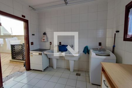 Casa à venda com 640m², 4 quartos e 5 vagasÁrea de Serviço