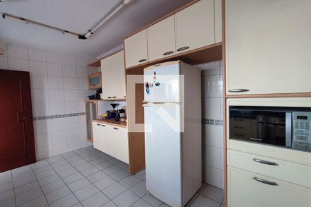 Casa à venda com 640m², 4 quartos e 5 vagasCozinha