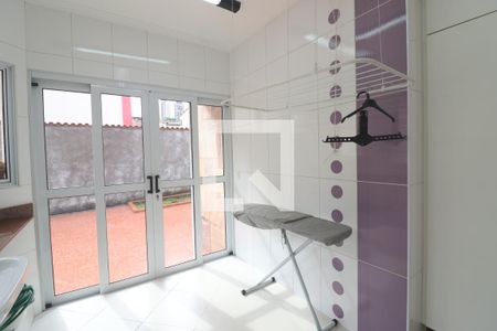 Casa à venda com 170m², 2 quartos e 10 vagasÁrea de Serviço