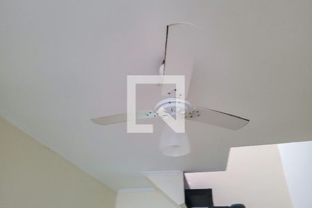 Vista de casa à venda com 4 quartos, 120m² em Rudge Ramos, São Bernardo do Campo