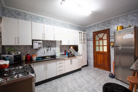 Casa à venda com 157m², 3 quartos e 2 vagas Casa à venda com 157m², 3 quartos e 2 vagasCozinha