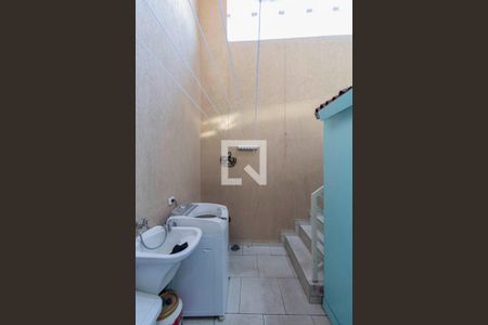 Casa à venda com 167m², 3 quartos e 5 vagas Casa à venda com 167m², 3 quartos e 5 vagasÁrea de Serviço