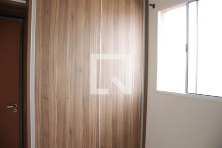 Quarto 2 de apartamento para alugar com 2 quartos, 47m² em Panorama, Uberlândia