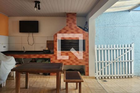 Casa à venda com 360m², 4 quartos e 3 vagas Casa à venda com 360m², 4 quartos e 3 vagasChurrasqueira