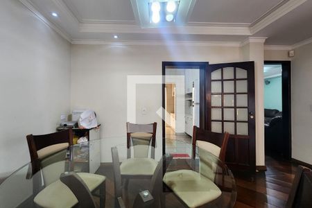 Casa à venda com 360m², 4 quartos e 3 vagas Casa à venda com 360m², 4 quartos e 3 vagasSala de Jantar 2