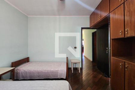 Casa à venda com 360m², 4 quartos e 3 vagas Casa à venda com 360m², 4 quartos e 3 vagasSuíte 4