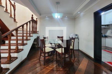 Casa à venda com 360m², 4 quartos e 3 vagas Casa à venda com 360m², 4 quartos e 3 vagasSala de Jantar 2