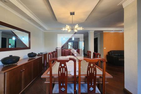 Casa à venda com 360m², 4 quartos e 3 vagas Casa à venda com 360m², 4 quartos e 3 vagasSala de Jantar 1