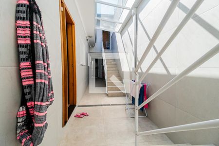 Casa à venda com 110m², 2 quartos e 2 vagas Casa à venda com 110m², 2 quartos e 2 vagasCorredor
