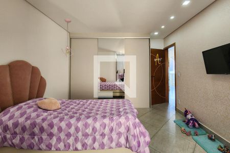 Casa à venda com 480m², 3 quartos e 10 vagas Casa à venda com 480m², 3 quartos e 10 vagasSuite 2