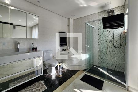 Casa à venda com 480m², 3 quartos e 10 vagas Casa à venda com 480m², 3 quartos e 10 vagasBanheiro da Suíte 3