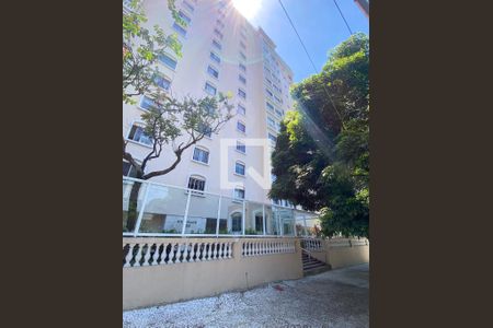 Apartamento à venda com 127m², 3 quartos e 1 vaga Apartamento à venda com 127m², 3 quartos e 1 vagaFachada