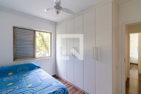 Apartamento à venda com 127m², 3 quartos e 1 vagaQuarto 2