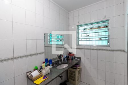 Casa para alugar com 170m², 3 quartos e 6 vagasBanheiro da Suíte