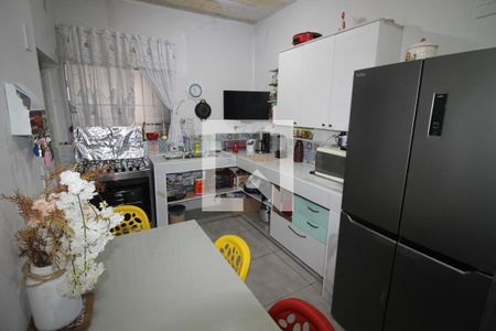 Casa à venda com 80m², 3 quartos e 2 vagasCozinha