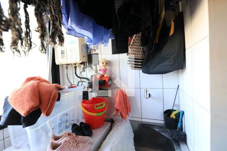 Apartamento à venda com 80m², 3 quartos e 2 vagas Apartamento à venda com 80m², 3 quartos e 2 vagasÁrea de Serviço