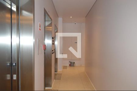 Studio à venda com 23m², 1 quarto e sem vagaElevadores