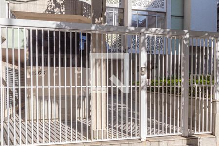 Apartamento para alugar com 50m², 2 quartos e 1 vagaFachada e portaria