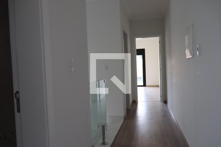 Casa à venda com 163m², 3 quartos e 3 vagasCorredor