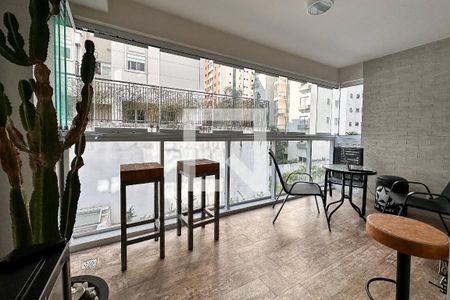 Apartamento à venda com 74m², 2 quartos e 2 vagasVaranda