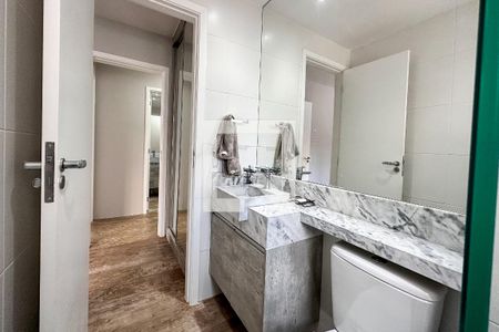 Apartamento à venda com 74m², 2 quartos e 2 vagasBanheiro do Quarto 2