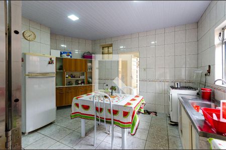 Casa à venda com 172m², 4 quartos e 4 vagas Casa à venda com 172m², 4 quartos e 4 vagasCozinha 1