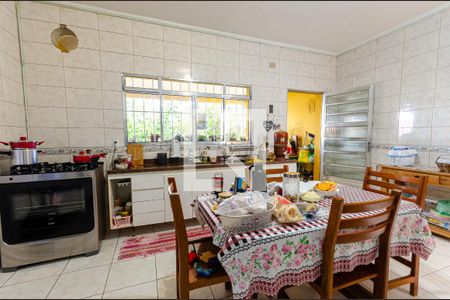 Casa à venda com 172m², 4 quartos e 4 vagas Casa à venda com 172m², 4 quartos e 4 vagasCozinha 2