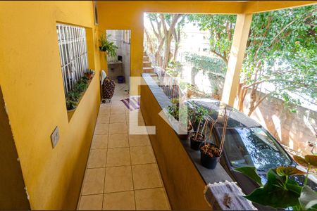 Casa à venda com 172m², 4 quartos e 4 vagas Casa à venda com 172m², 4 quartos e 4 vagasÁrea de Serviço