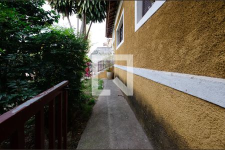 Casa à venda com 172m², 4 quartos e 4 vagas Casa à venda com 172m², 4 quartos e 4 vagasÁrea comum