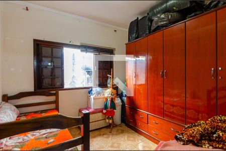 Casa à venda com 172m², 4 quartos e 4 vagas Casa à venda com 172m², 4 quartos e 4 vagasQuarto 3