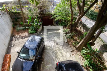 Casa à venda com 172m², 4 quartos e 4 vagas Casa à venda com 172m², 4 quartos e 4 vagasGaragem