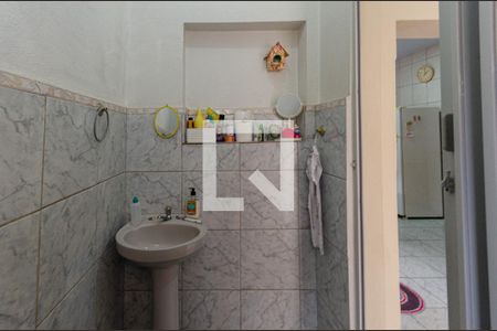 Casa à venda com 172m², 4 quartos e 4 vagas Casa à venda com 172m², 4 quartos e 4 vagasBanheiro 1