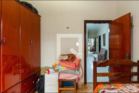 Casa à venda com 172m², 4 quartos e 4 vagas Casa à venda com 172m², 4 quartos e 4 vagasQuarto 3