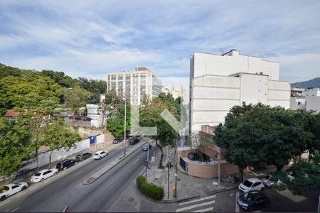 Vista da Sala de apartamento para alugar com 2 quartos, 55m² em Vila Isabel, Rio de Janeiro