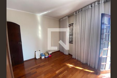 Quarto 1 de casa para alugar com 3 quartos, 170m² em Vila Mesquita, São Paulo