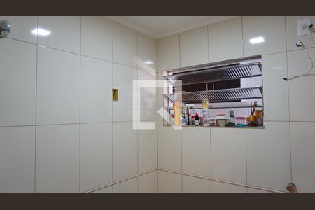 Casa à venda com 110m², 3 quartos e 2 vagasBanheiro