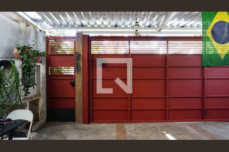 Casa à venda com 110m², 3 quartos e 2 vagasGaragem