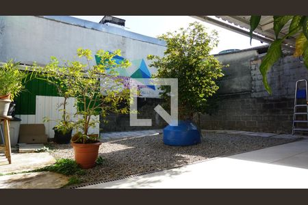 Casa à venda com 110m², 3 quartos e 2 vagasÁrea Externa